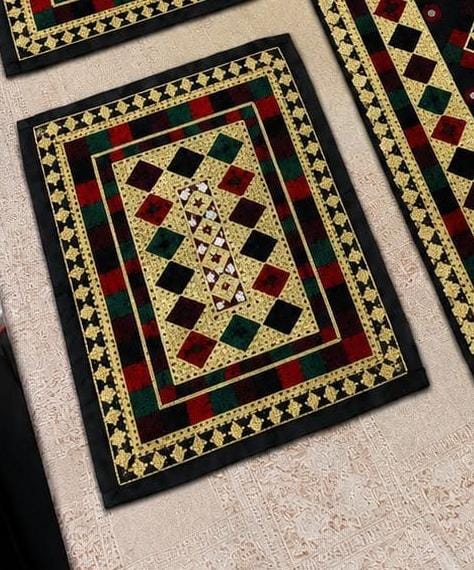 Embroidered Dinning set(7pcs)